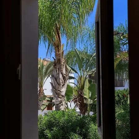 Luxury Αγία Νάπα